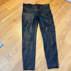 Spanx black faux leather leggings size 1X